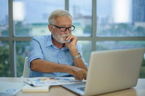 5 Things You Should Know Before Buying a Stairlift